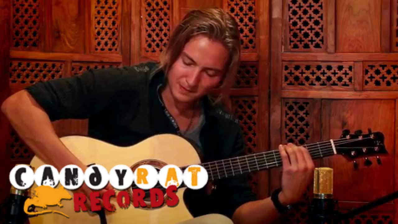 Calum Graham - Indivisible (Solo Acoustic Guitar)