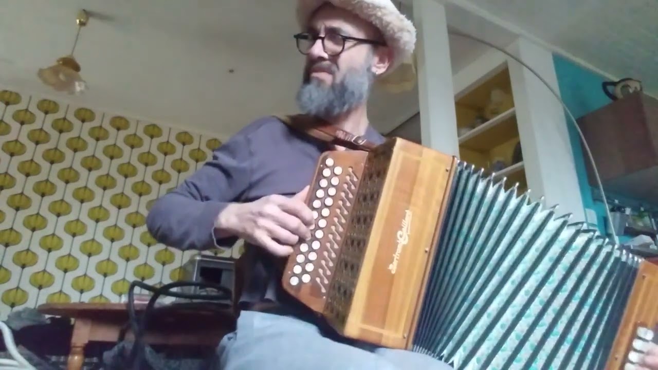 Ronan Paitier : Soleil à minuit (Clara Ysé)