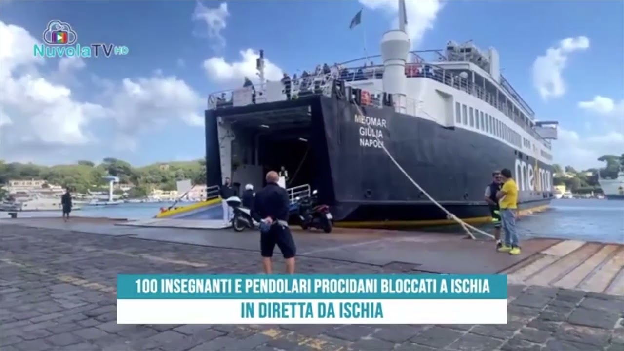 MALTEMPO, PROCIDA ISOLATA: 50 INSEGNANTI RESTANO A ISCHIA