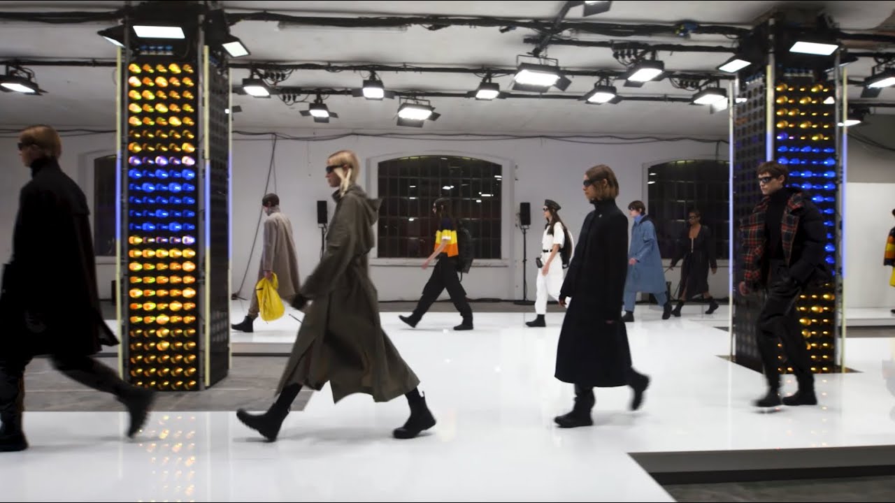 K-WAY FALL WINTER 2021 RUNWAY SHOW