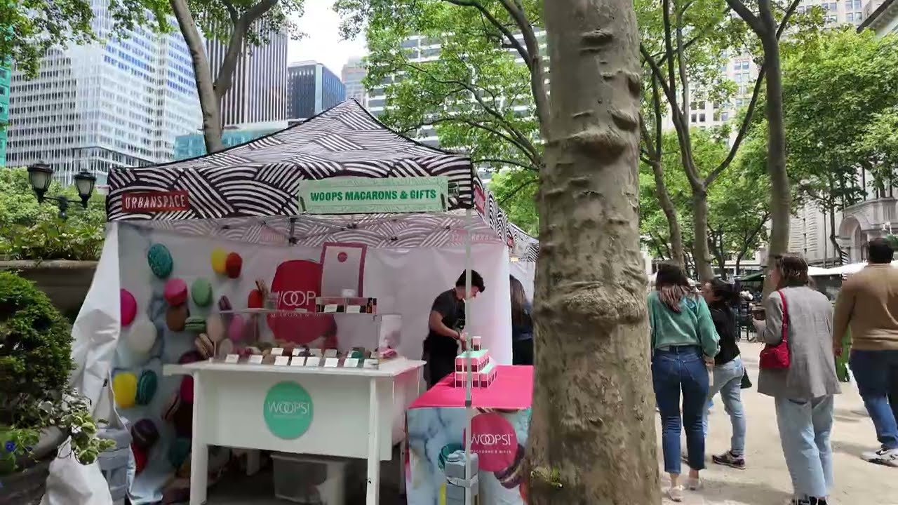 Walk around Bryant Park in May