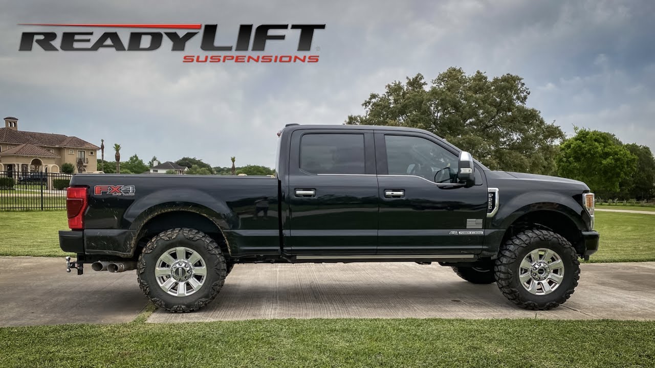 Running 37's With 2.5” ReadyLift LEVEL