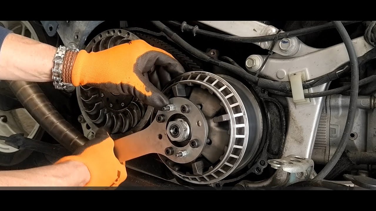 Variador TMax 500 mantenimiento y polea conducida.