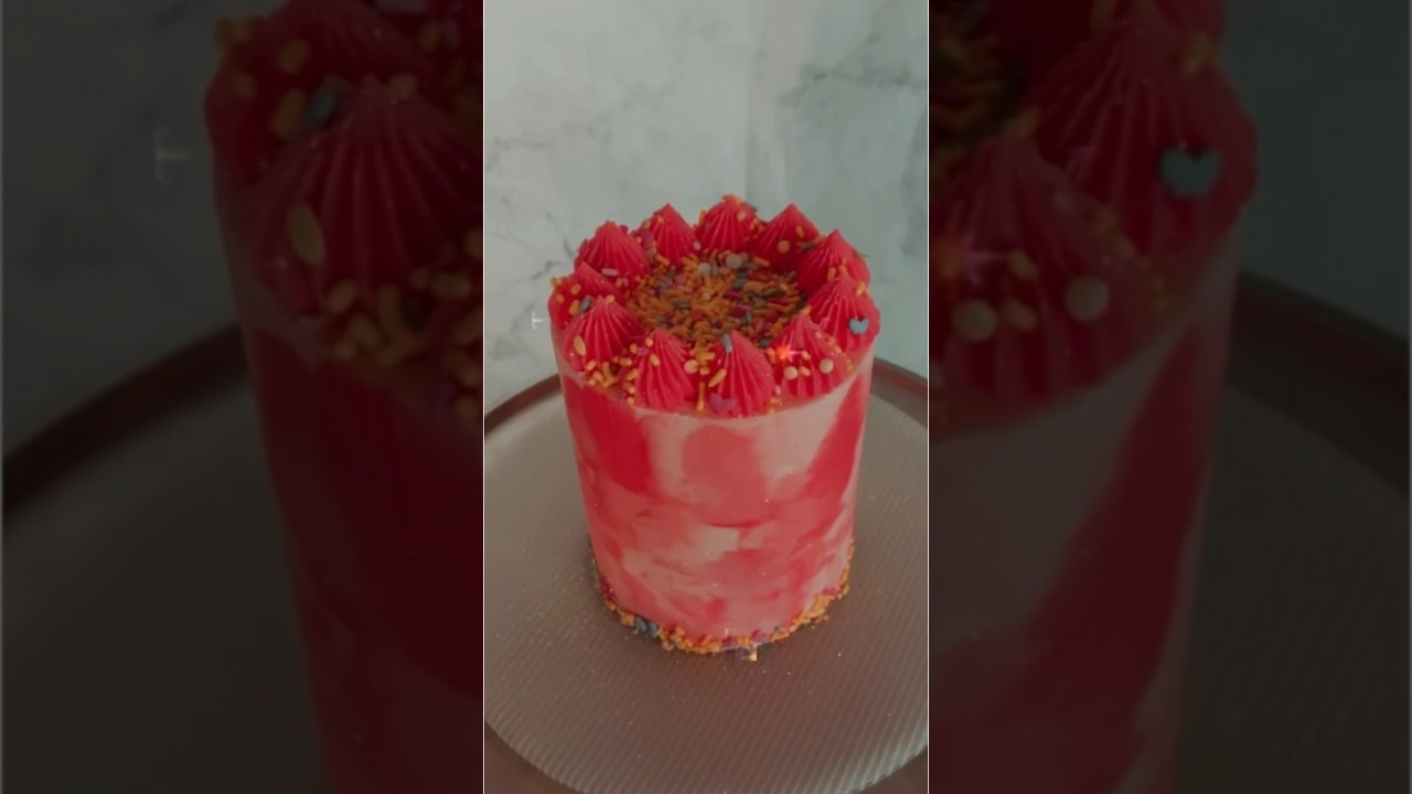Watercolor Cake #bakingcommunity #cake #cakedecorating #cakedesign #baking