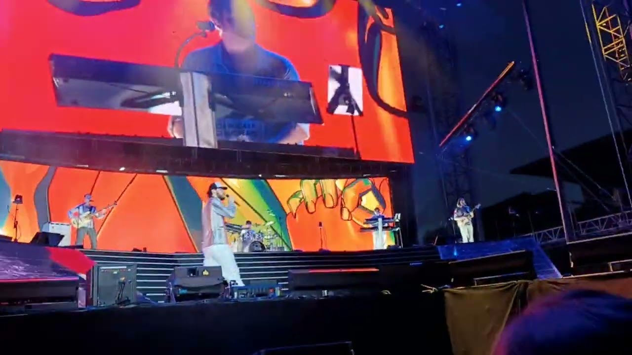 04 Hold On LIVE Pinguini Tattici Nucleari 15/07/2023 Firenze
