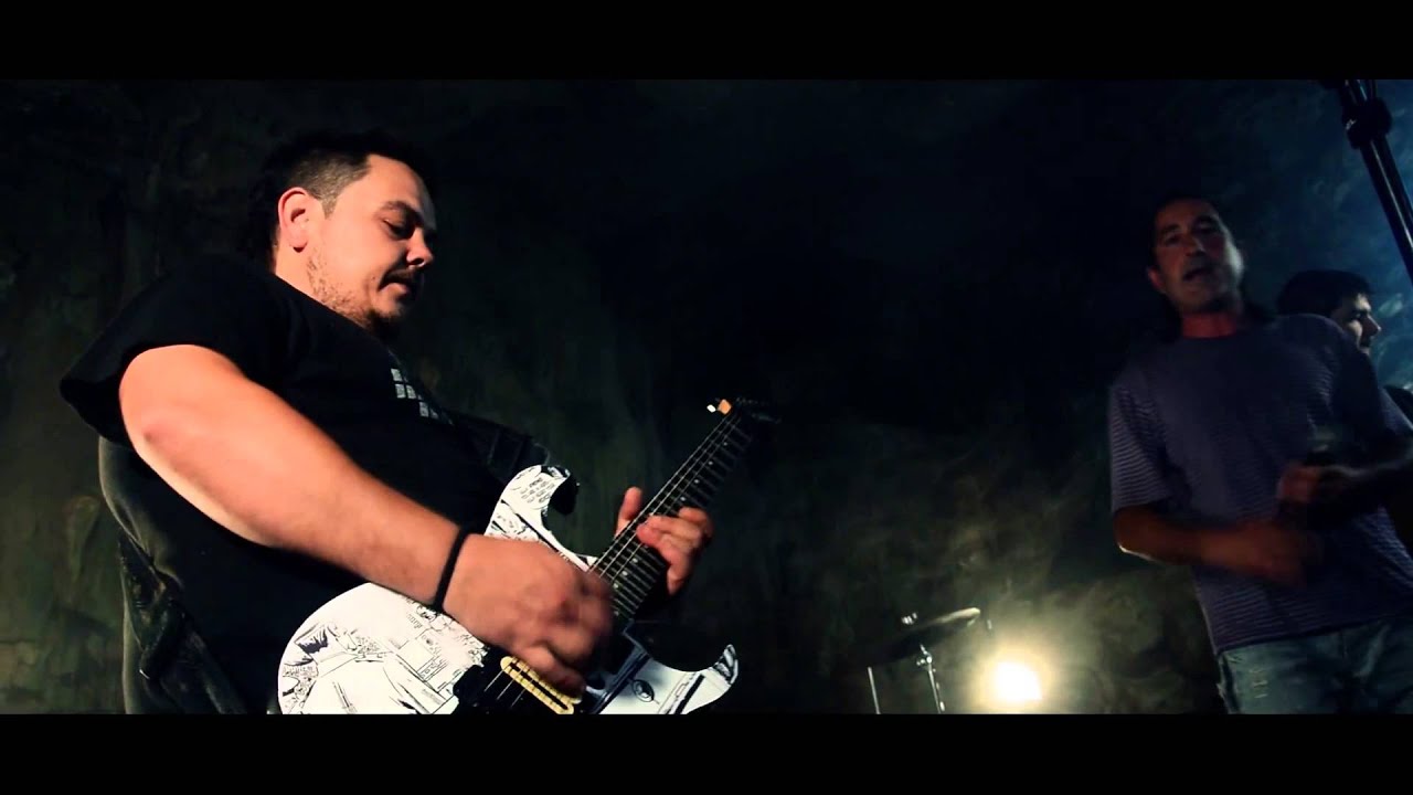 Músicos de Mallorca - D.K.F. (Dame ke fume)