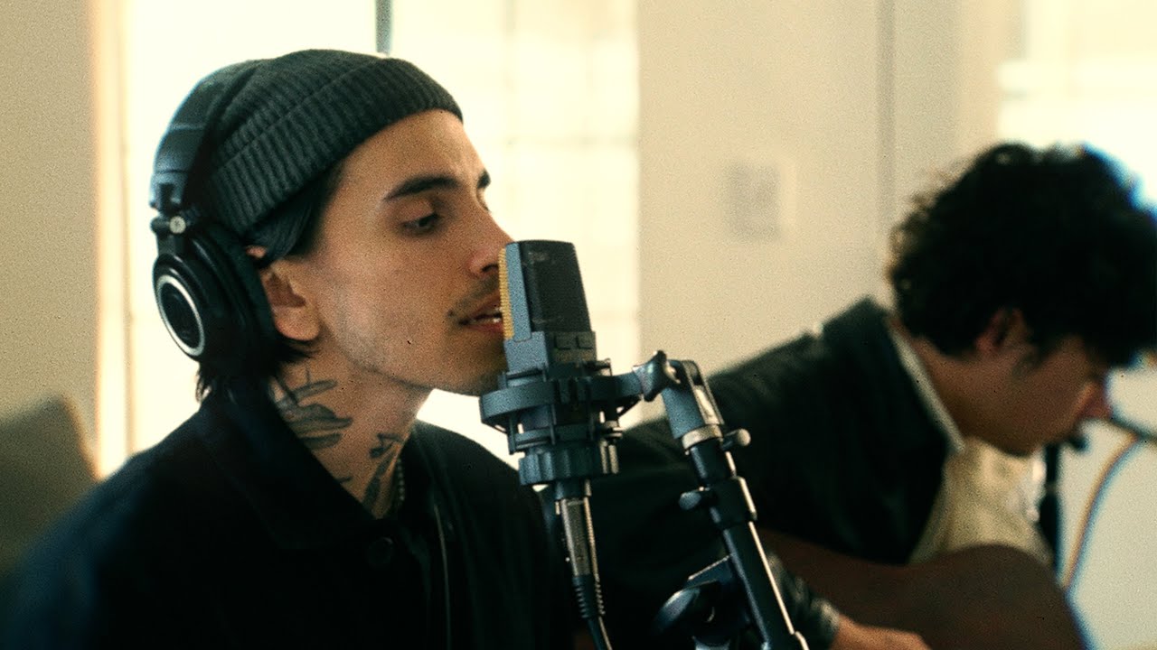 John White - They Don't Know You (Like I Do) (Live at White Noise Records)