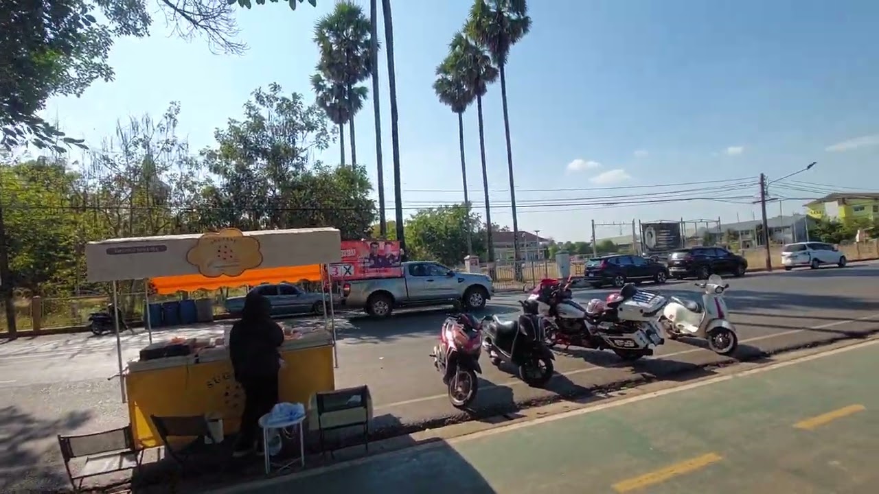자전거 타고 메콩강 구경. 나콘파놈, 태국