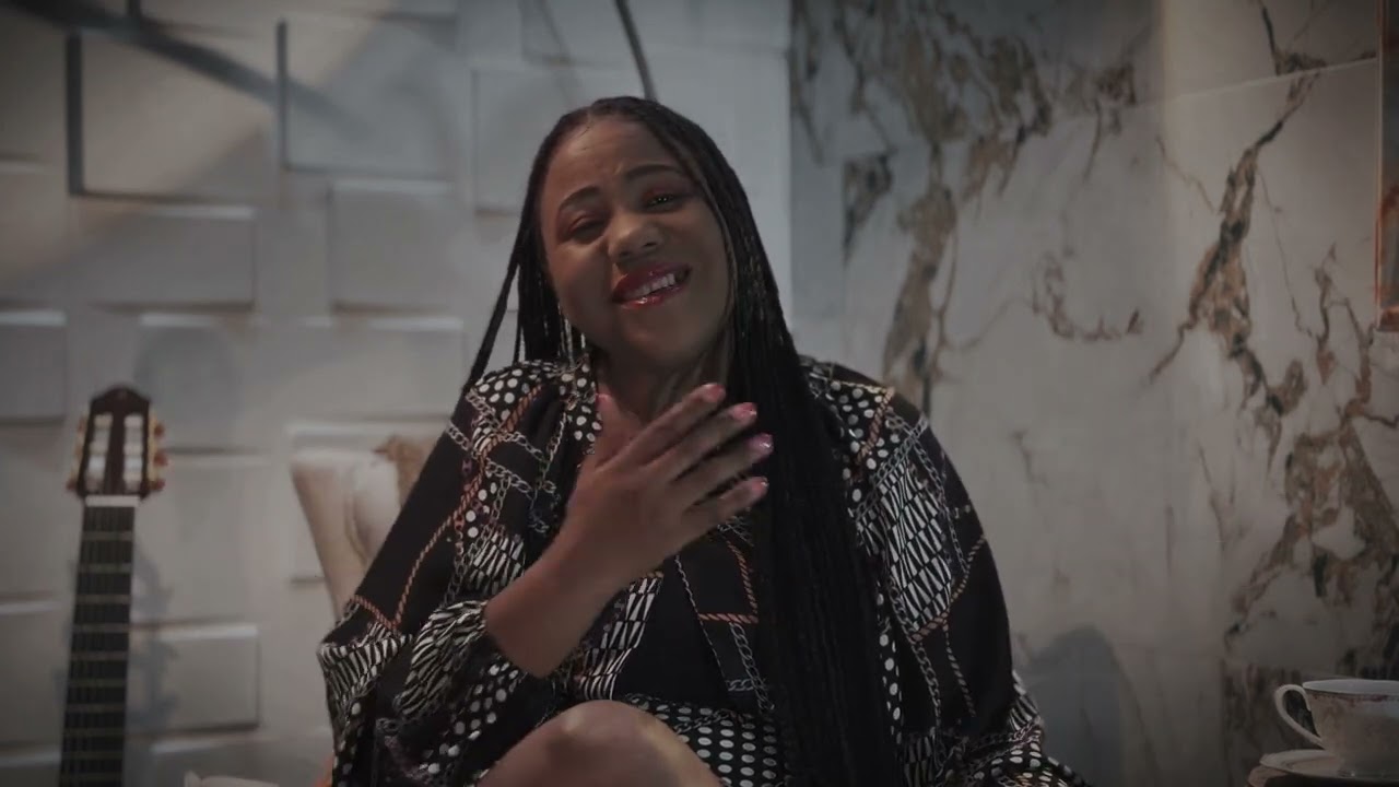 Marília Alberto - Quero Deixar Tudo Pra Trás