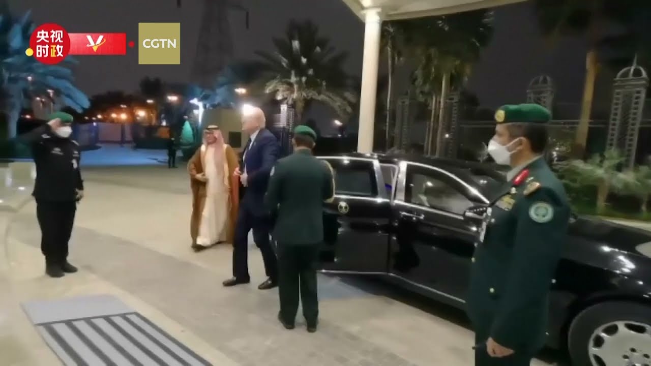 Lebanese Prime Minister Najib Mikati arrives to meet President Xi in Riyadh