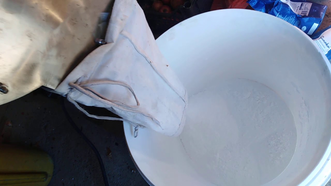 Mlevenje šećera za pčele