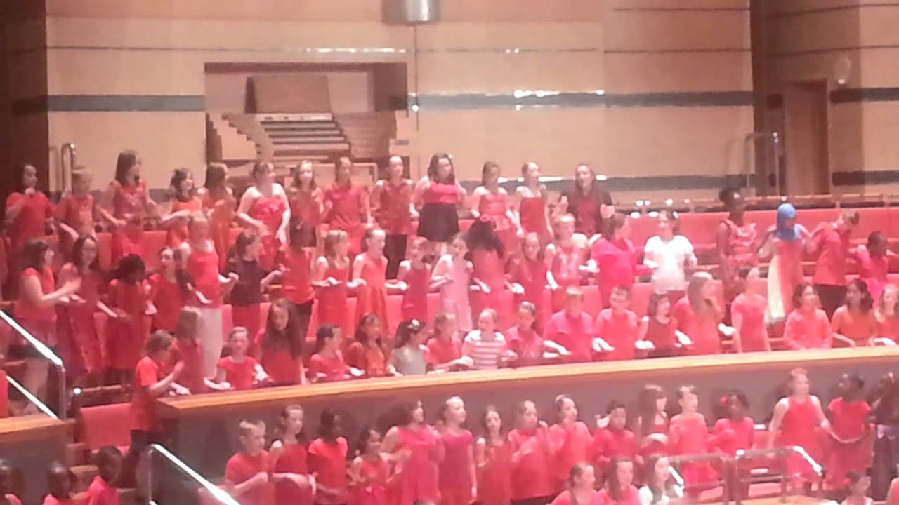 A Singing Playgrounds Medley by the Birmingham Primary Schools Choir