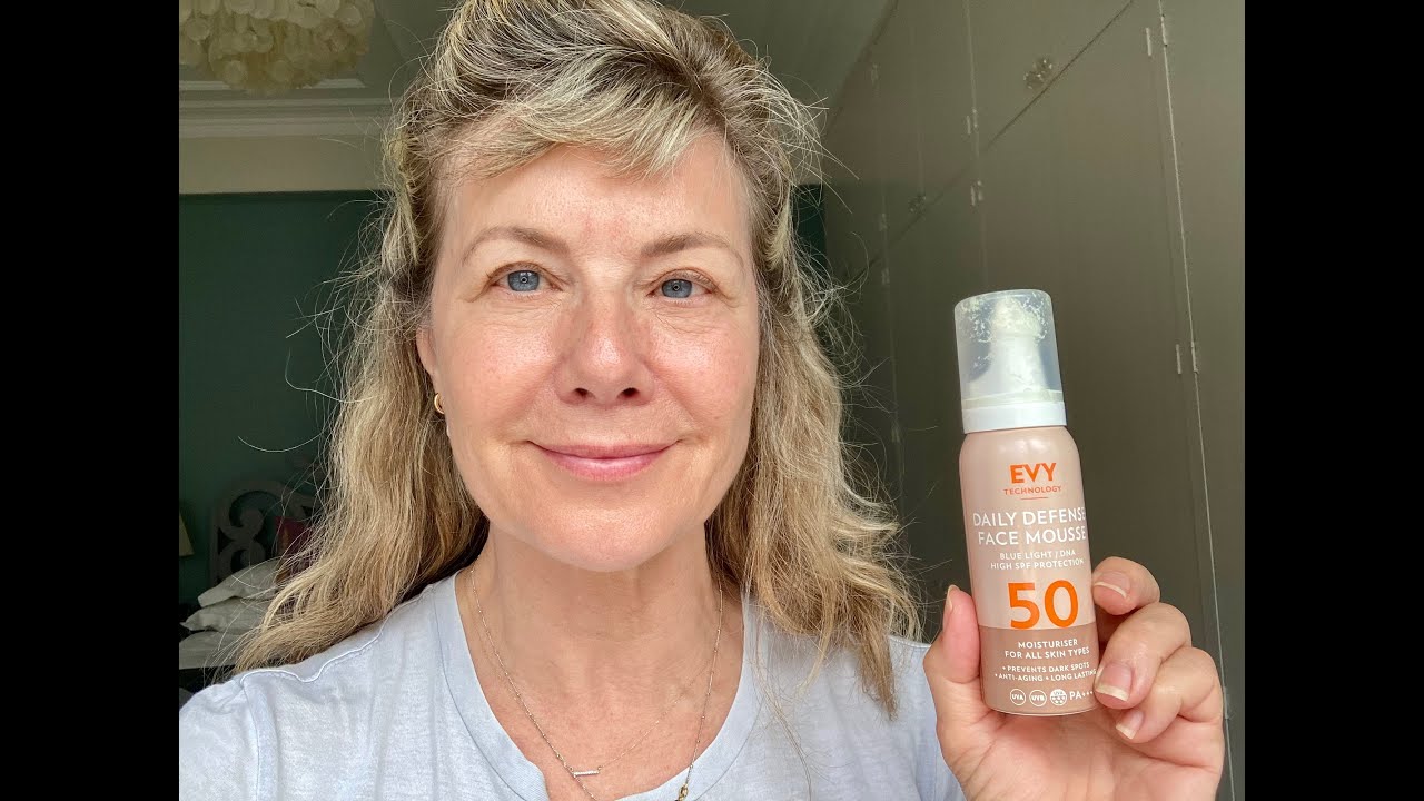 Glynis tries Evy Daily Defense Face Mousse SPF 50
