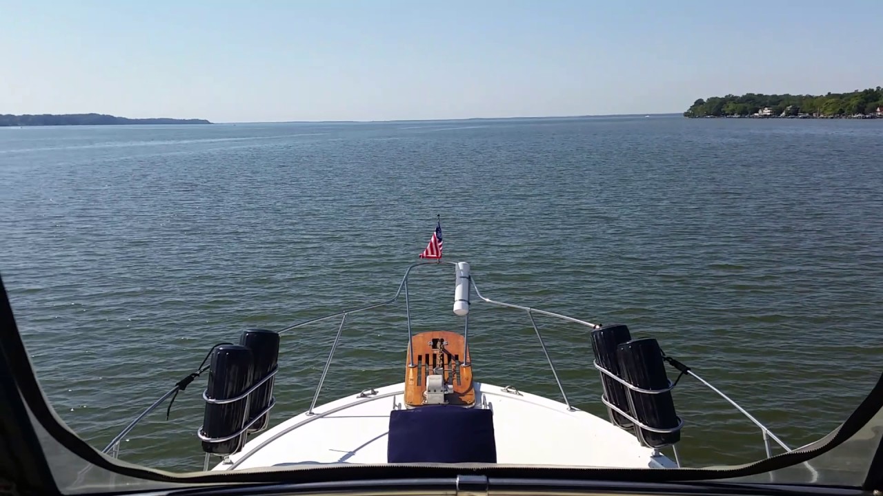 Trojan F32 sassafras 20 knot cruise