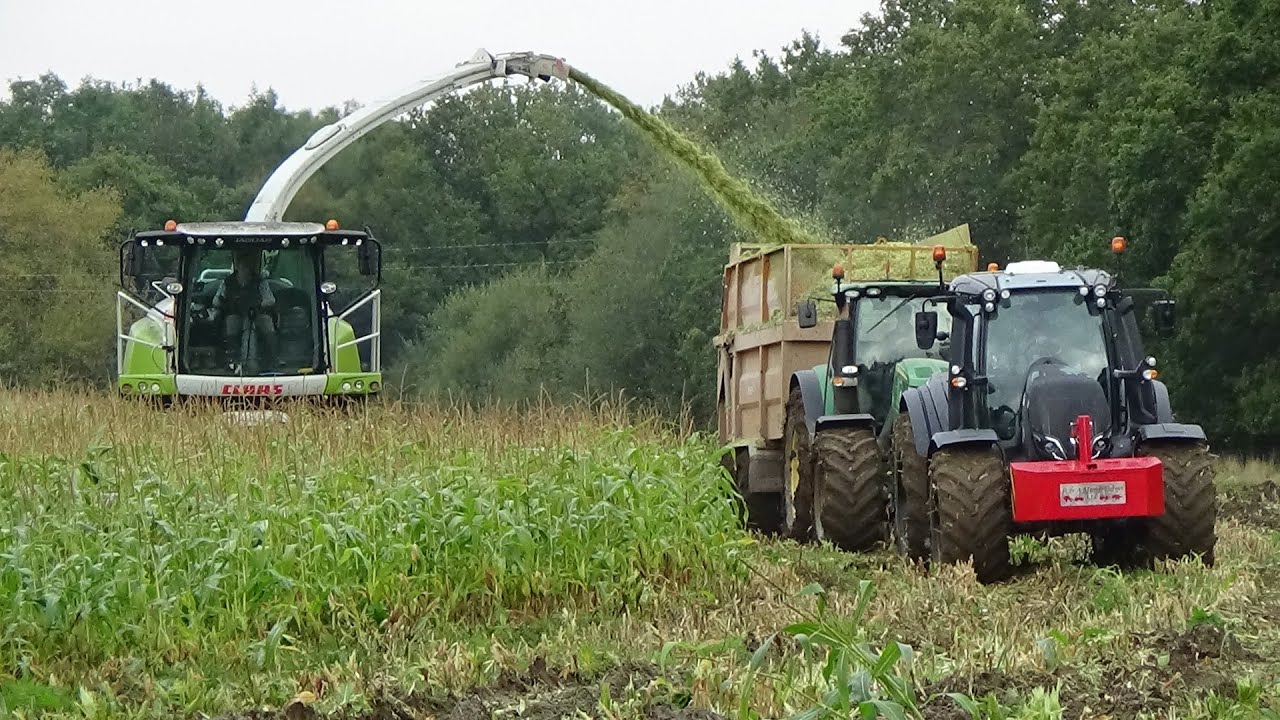 Maize Harvest 2021  Maize in the MUD! Claas Jaguar 970, Valtra, John Deere's & Fendt