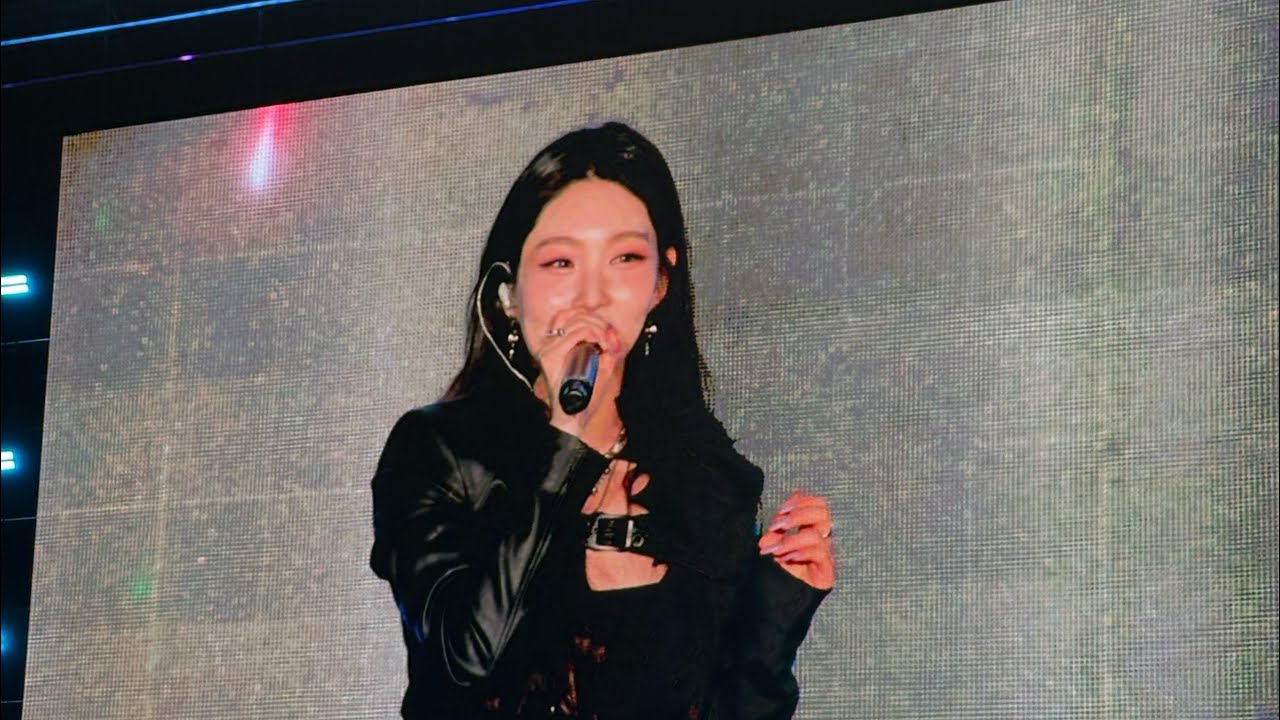 2025아산현대 H 콘서트 롤러코스터 영상직캠 [#청하 ]