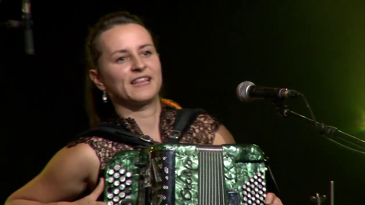 CAROLE RIVIERE en Paso Dobles: El gato montes ET E viva Espana