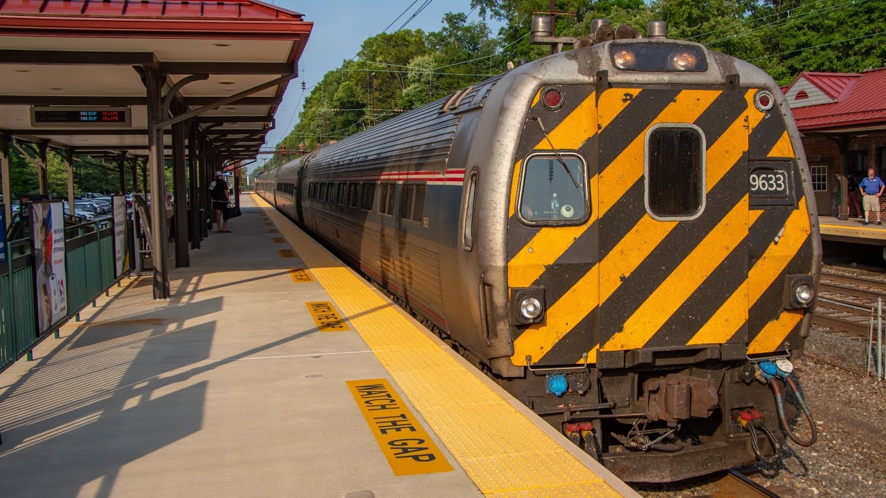 [RF] - Amtrak, SEPTA, and Norfork Southern on the Harrisburg Line in June