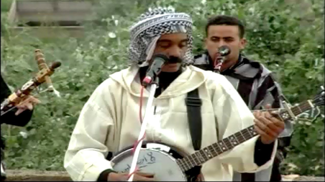 من أجمل ما غنى  الفنان الاسطورة محمد أوتحناوت (أحبيب إنو لقدمنغ نيويتند) mohamed outhnaout