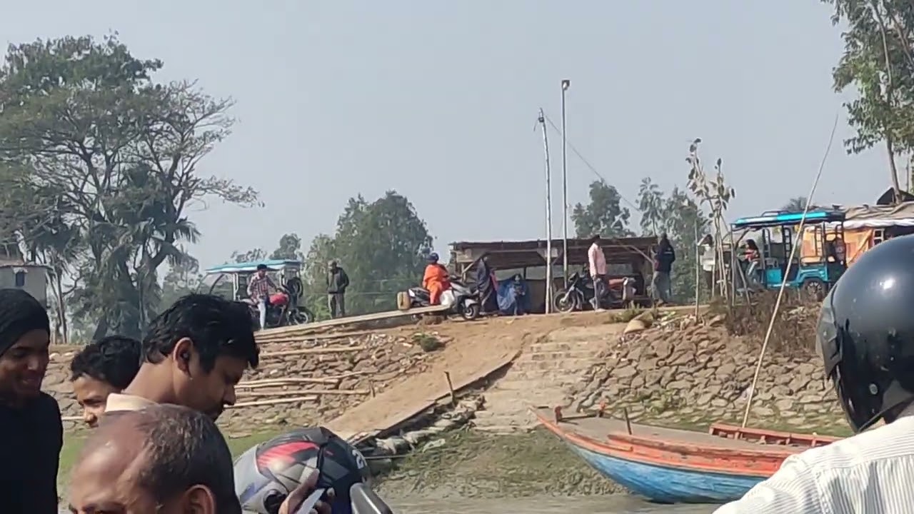 নদীর মাঝখানে কীভাবে চড়া পড়ে গেছে দেখুন 🌲🌲#youtube video#payel jana