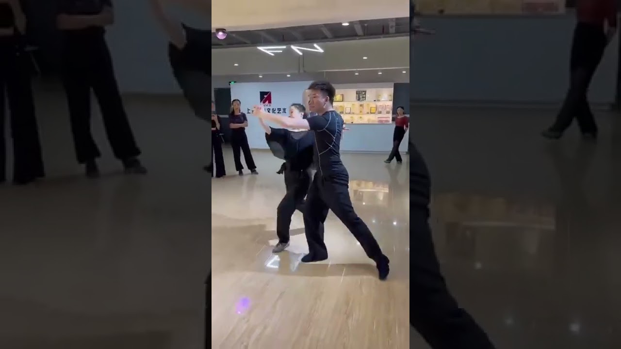 曾苏 华尔兹小套路
