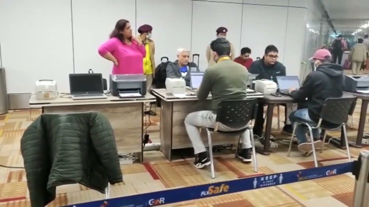 Random Covid Tests Of International Arriving Passengers At Delhi Airport