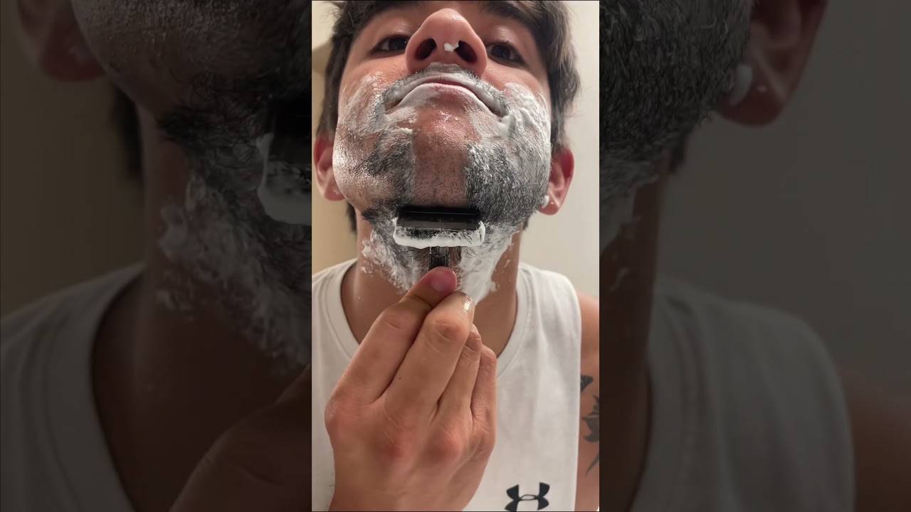 Mastering the Art of a Smooth Shave #viral