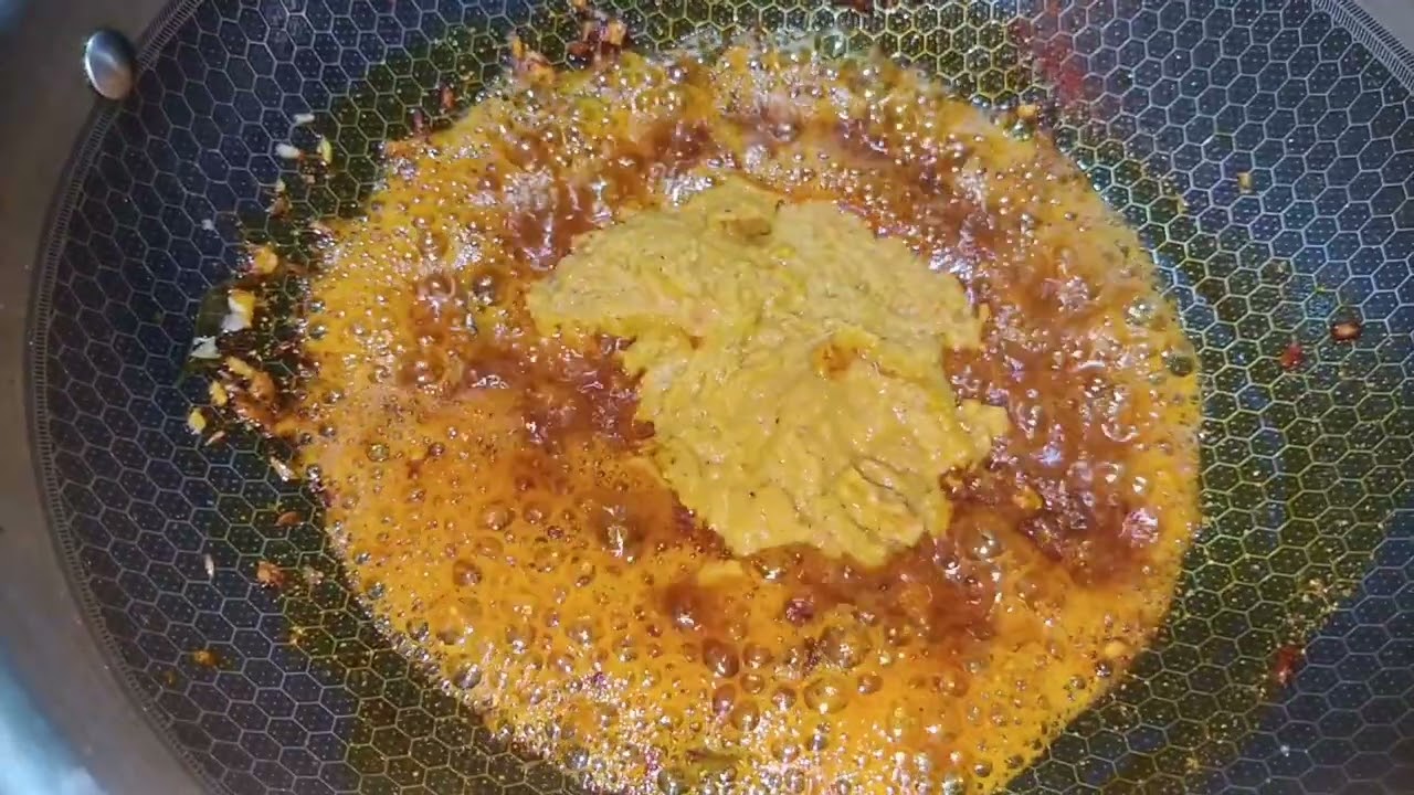 Maharashtra ka apna Swad 🍛 RassaVada Jo Swad ka maja dugna kar deta hai #rassavada subscribe ❤️❤️