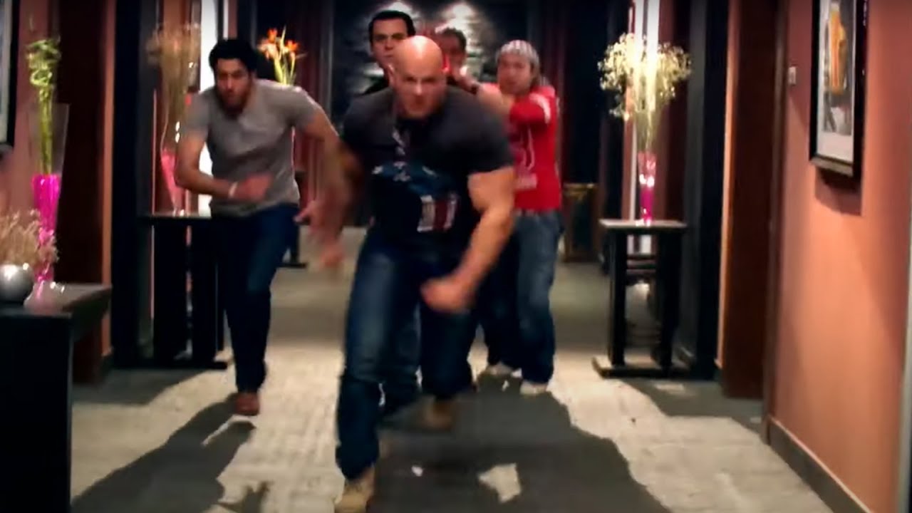 اقوى مشهد اكشن مع فرقة ناجى عطالله وهما بيعلموا على الاسرائيليين 👊💪