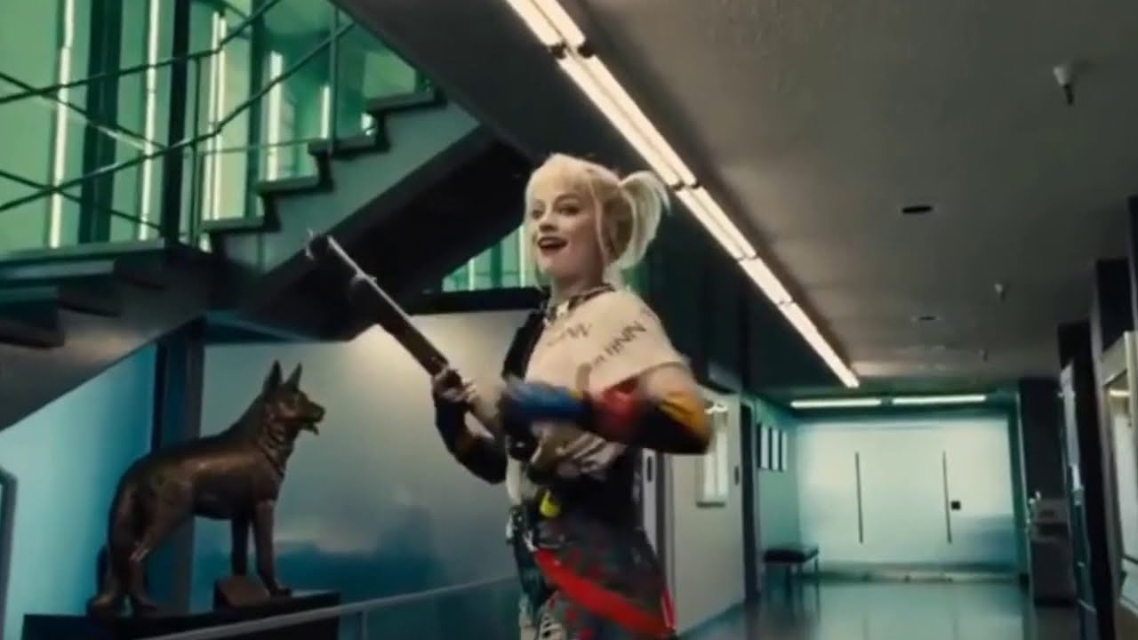 Harley Quinn ~{pretty little psycho}
