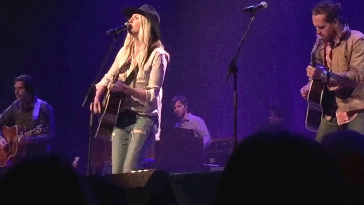 Holly Williams, Chris Coleman, Charlie McCoy (harmonica), 