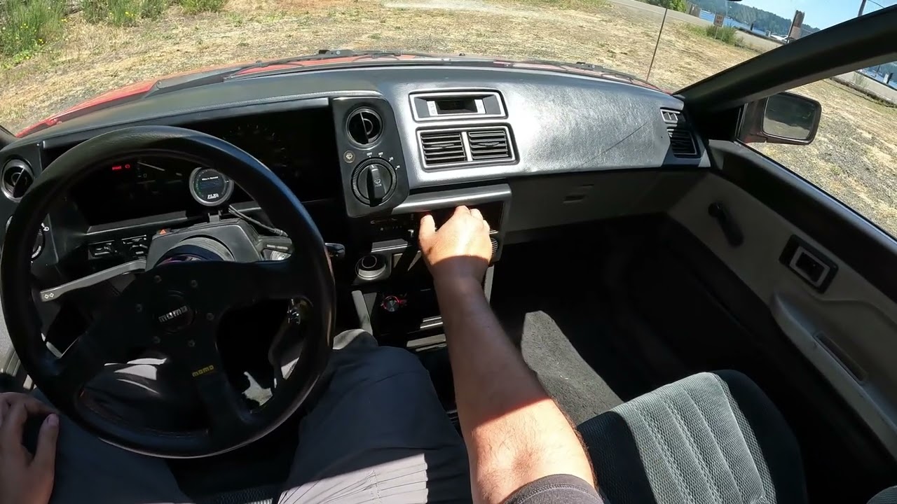 1985 Toyota Corolla GTS Supercharged - Features Demonstration