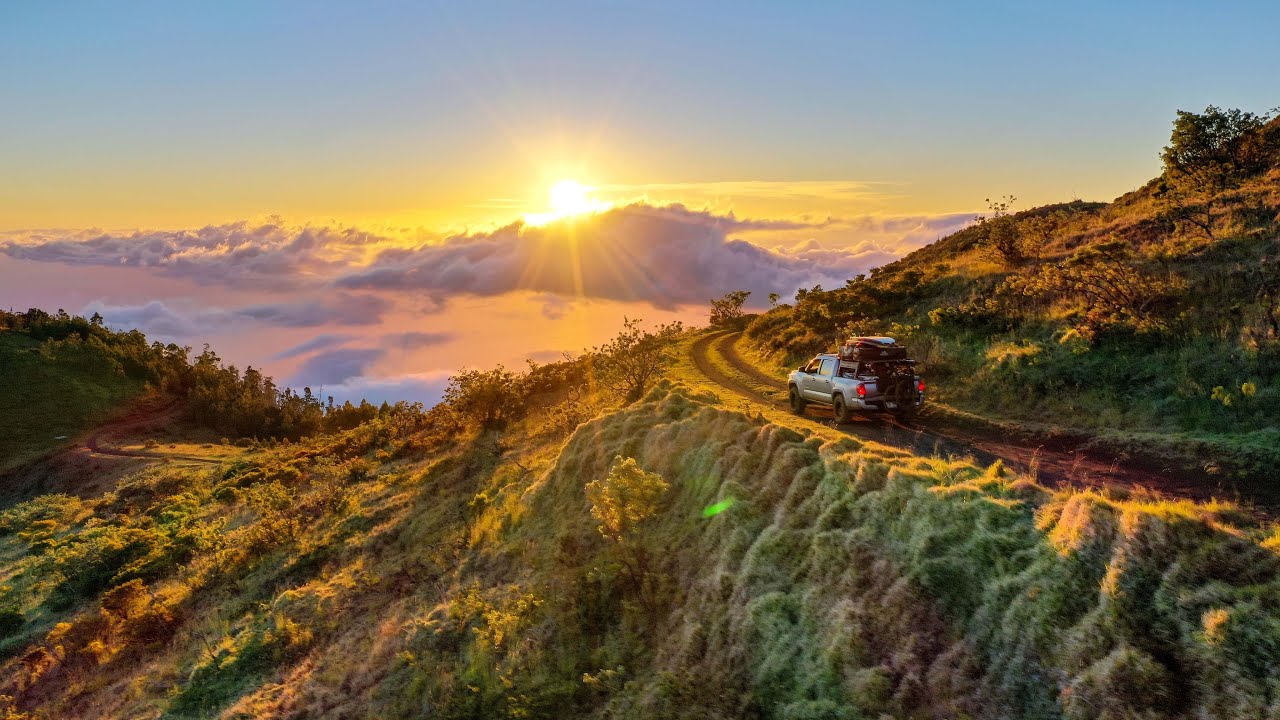AMAZING HAWAII | Mountain Biking the 50th State