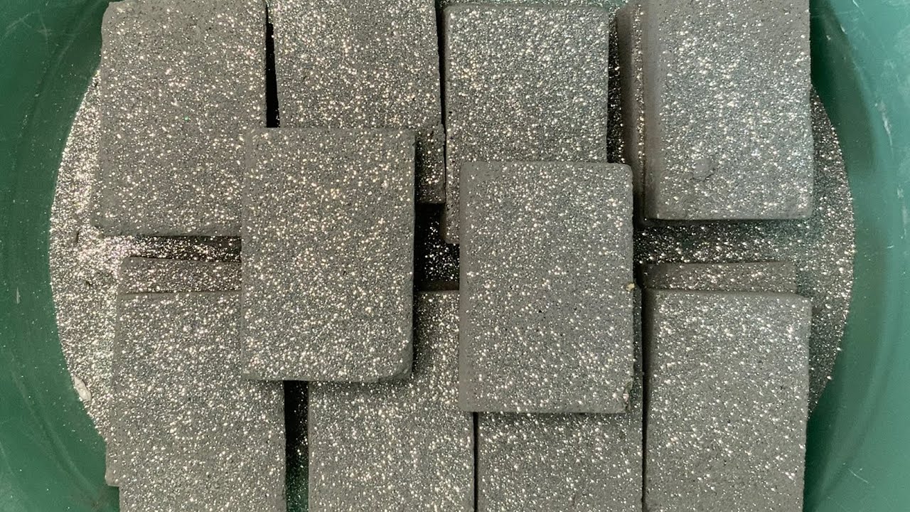 Grey Glittery Reform Bars #reformedgymchalkasmr #bars #dustyasmr #greyreforms #weekend #glitteryasmr