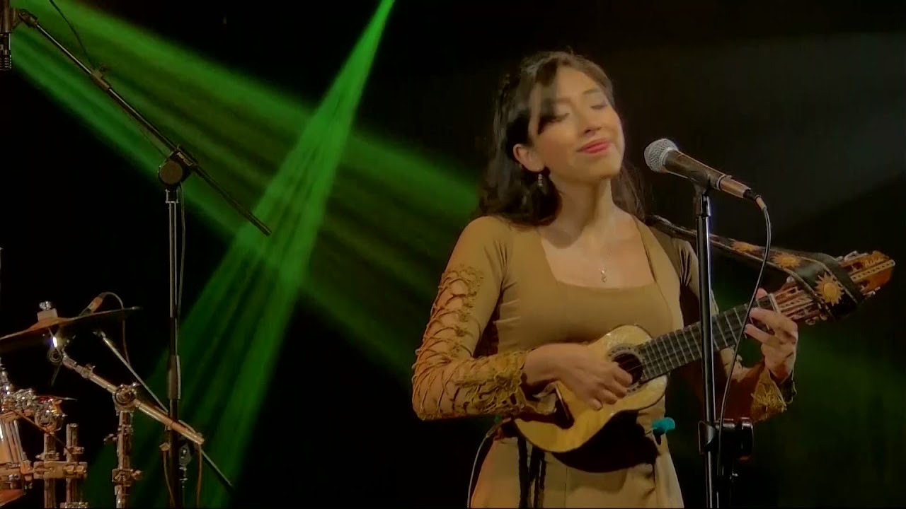 Cuando nace la amapola | Luciel Izumi | Concierto virtual | W. Ernesto Centellas |