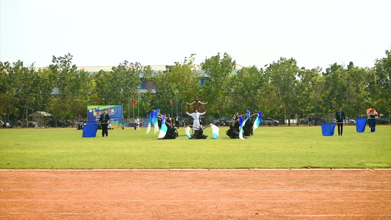 การแสดงเชียร์ลีดเดอร์สีฟ้า