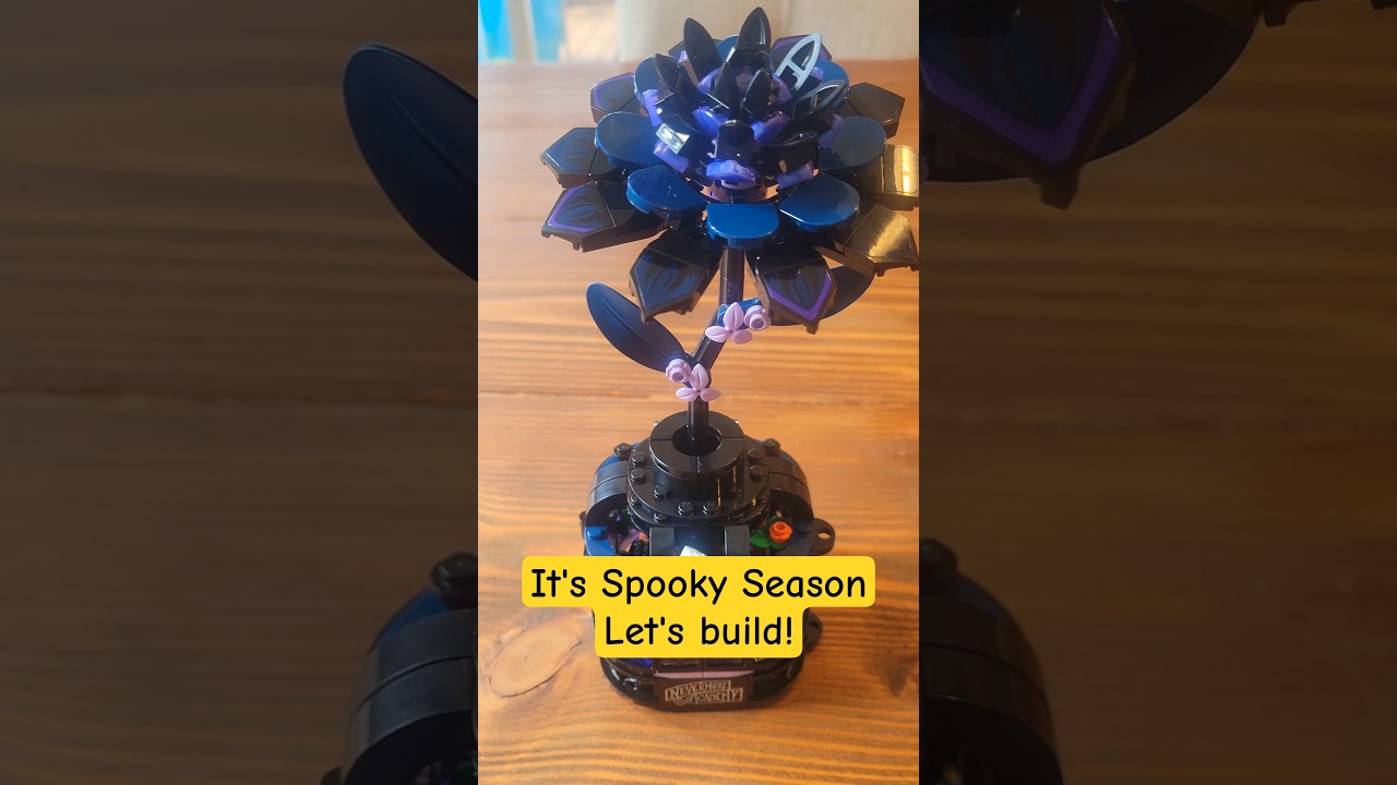Building LEGO Wednesday Black Dahlia Flower | set #76784 #lego #halloween #wednesday