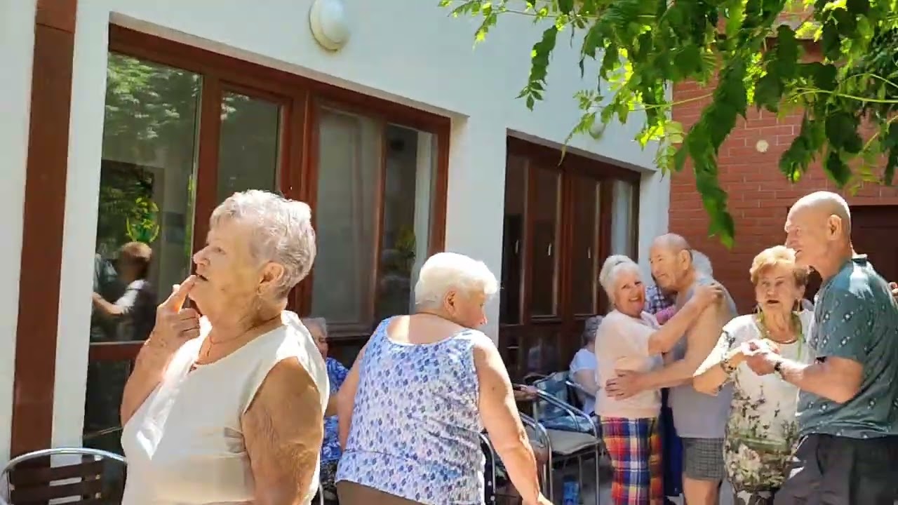 Átrium Idősek Otthona Dabas 2025. Június Foglalkoztatási órán