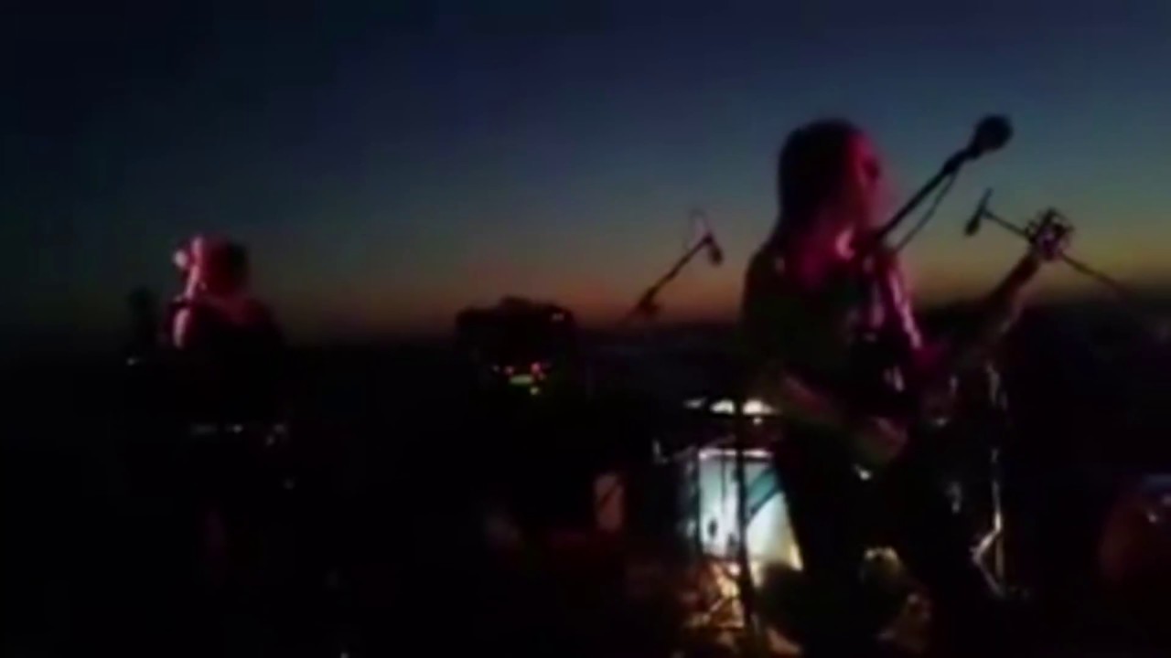 Giöbia - Lentamente La Luce Svanirà - live at Dunajam 2017