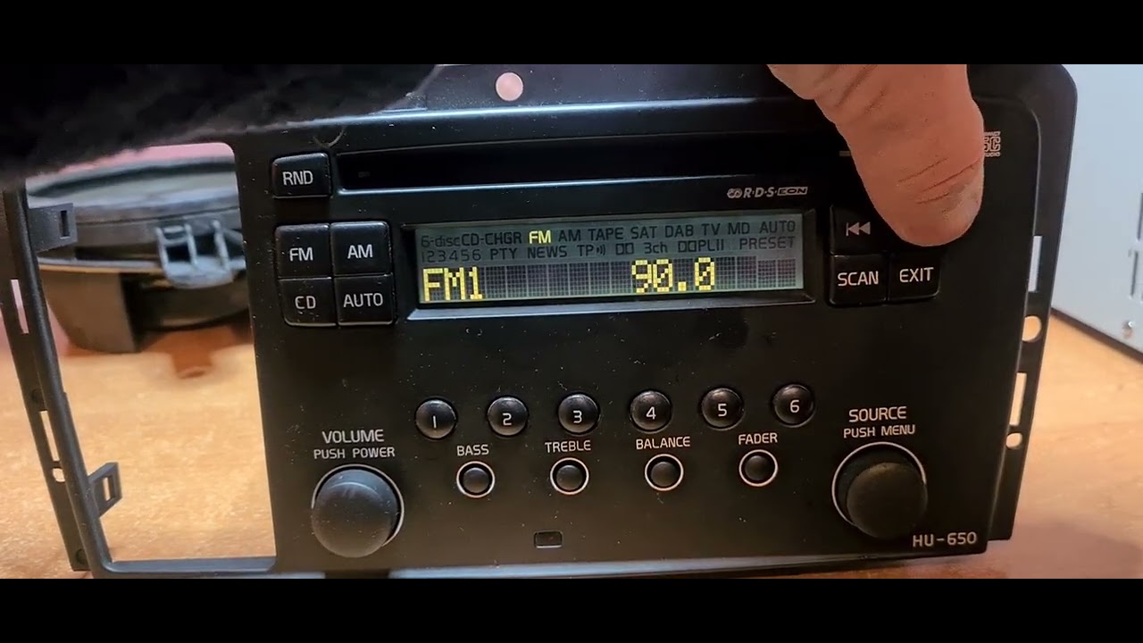Японская радио FM частота HU-650