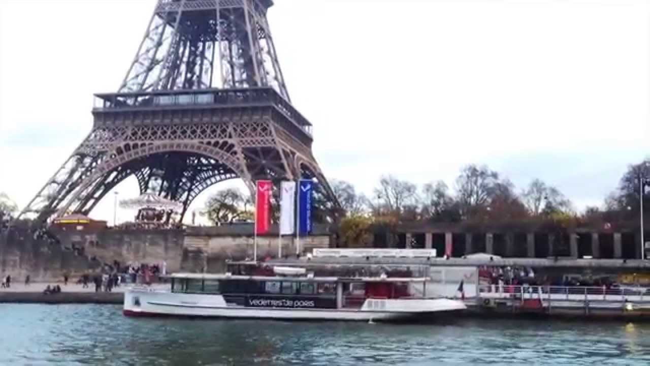 Bateau Mouche - Paris, France