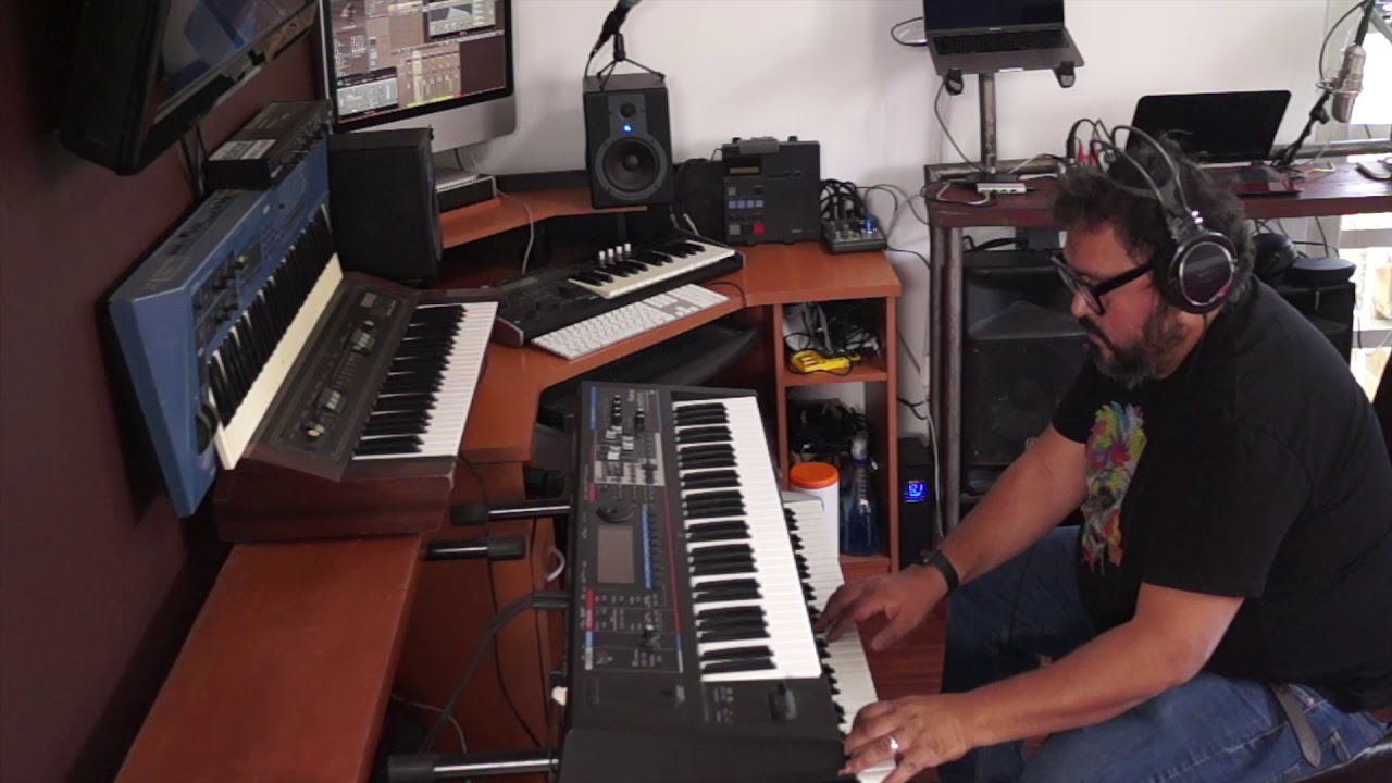 A Kaleidoscope Of Mathematics  (James Horner) edit piano version