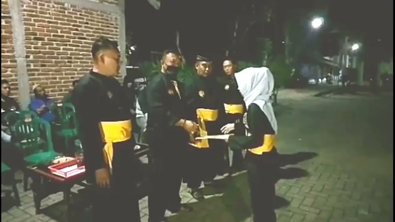 Lulus Jurus, PSHWTM Cabang Ponorogo Serahkan Piagam Kecer Saudara Baru Sub Ranting Slahung