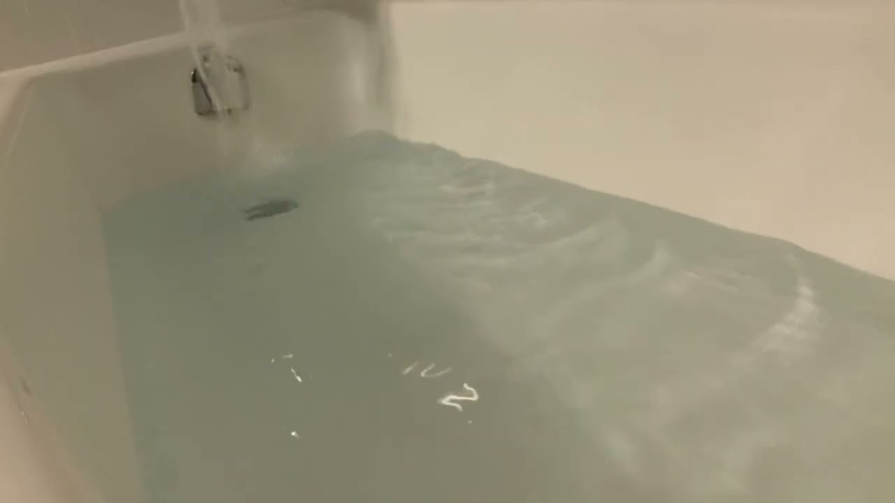 Bathtub Filling ASMR // Gold Duck Watching a Full Fill 6 Hour Loop