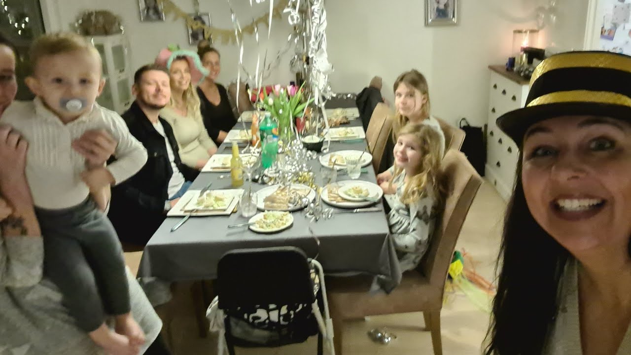 Nytårsaften 🎉Alle er kommet❤ 3 retters menu 🍽