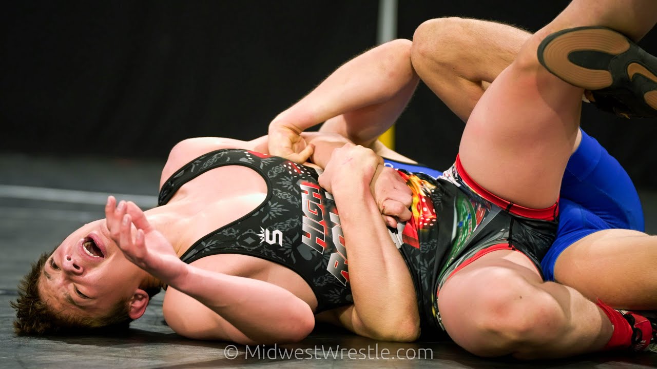 132 – Tanner Gerber {G} of Cameron WI vs. Brac Hooper {R} of Carmel IN