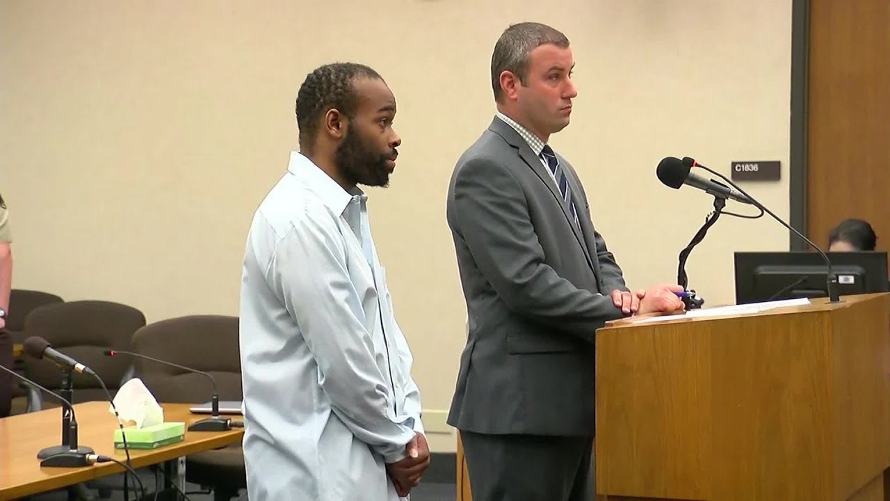 Man who threw child from Mall of America balcony gets 19 years in prison