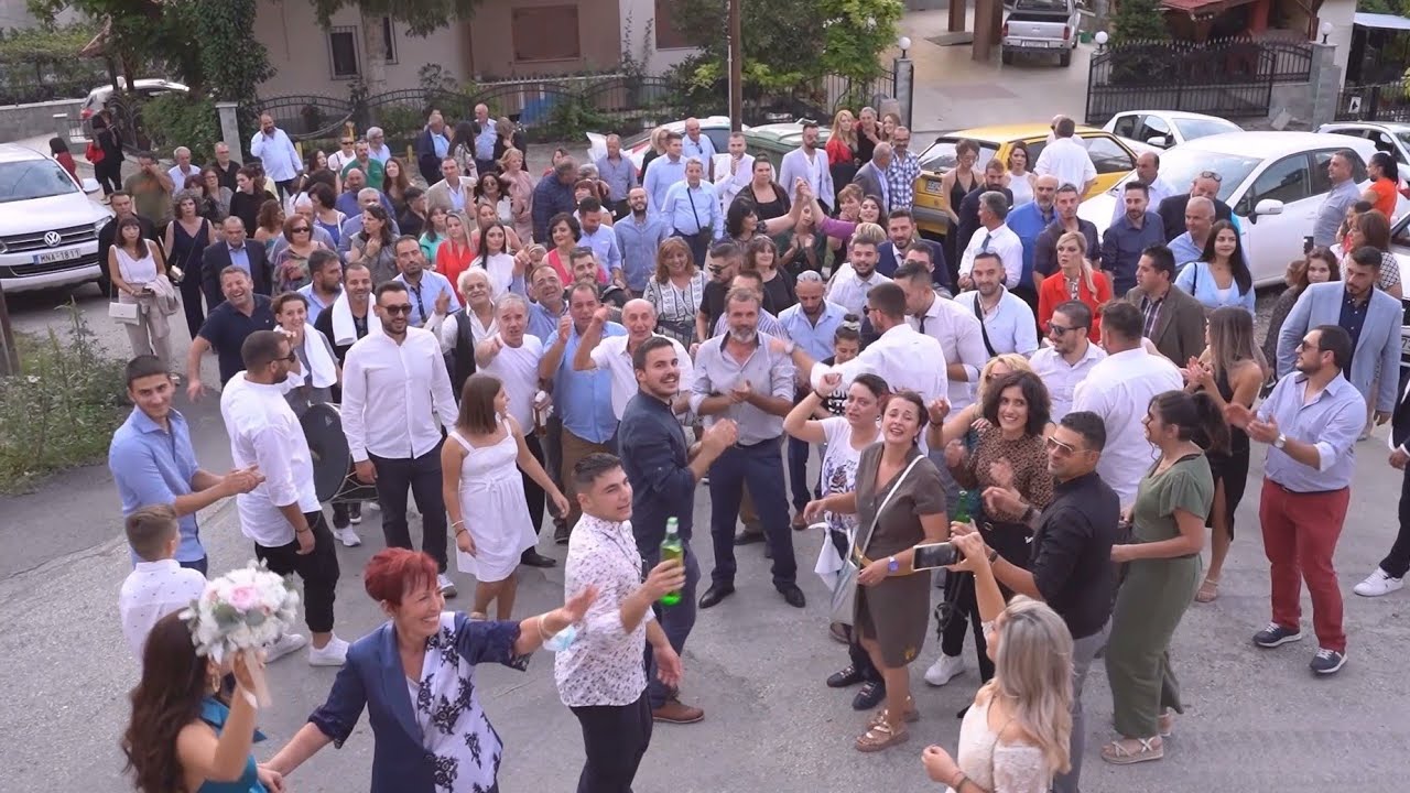 ΜΕΤΑ ΑΠΟ .;;;. ΩΡΕΣ ΦΤΑΣΑΜΕ ΣΤΗΝ ΕΚΚΛΗΣΙΑ.΄΄ΓΑΜΟΣ ΤΟΥ ΒΑΣΙΛΗ ΣΤΟ-ΜΕΣΟΒΟΥΝΟ-΄΄