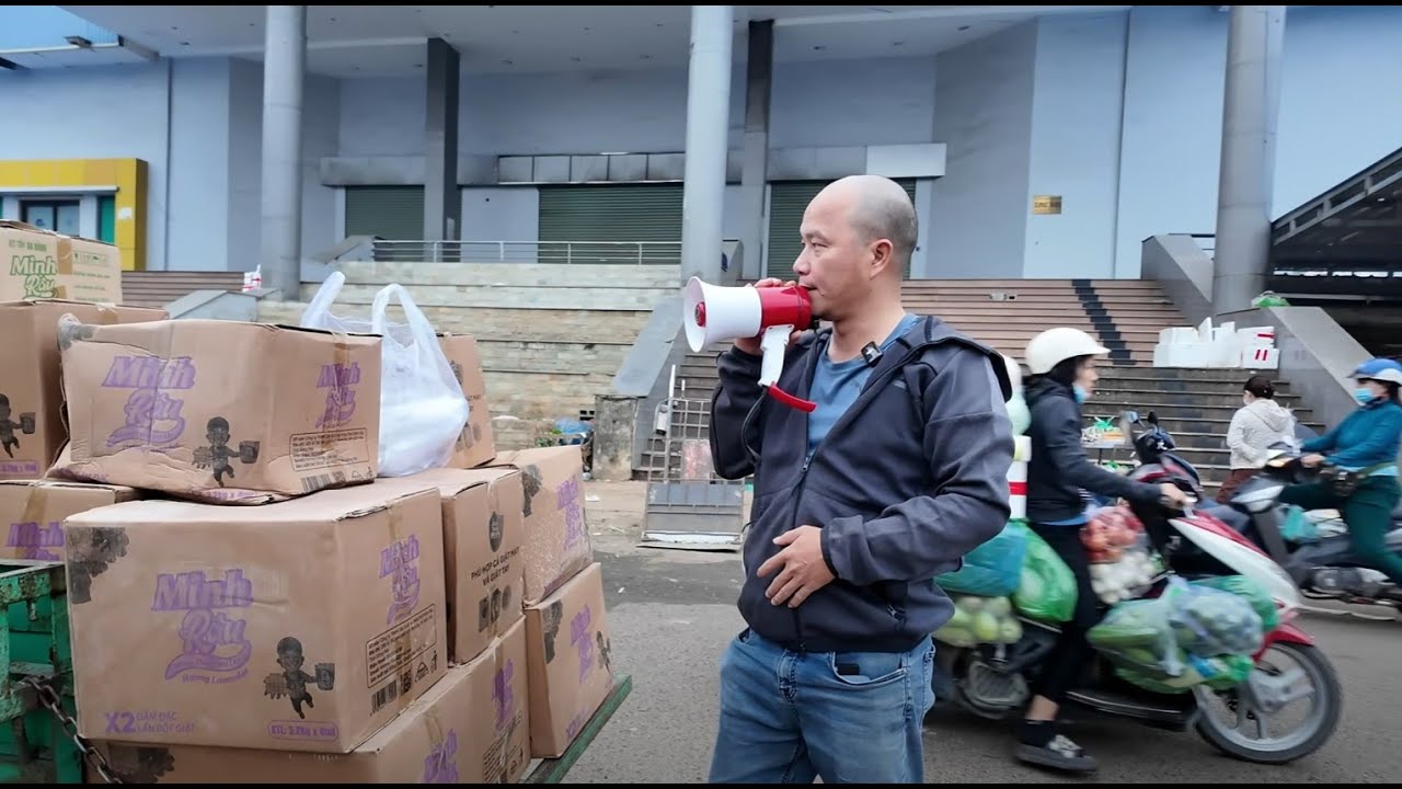 MINH RÂU BỎ NGHỀ BÁN RAU...?? ĐI BÁN NƯỚC GIẶT DẠO