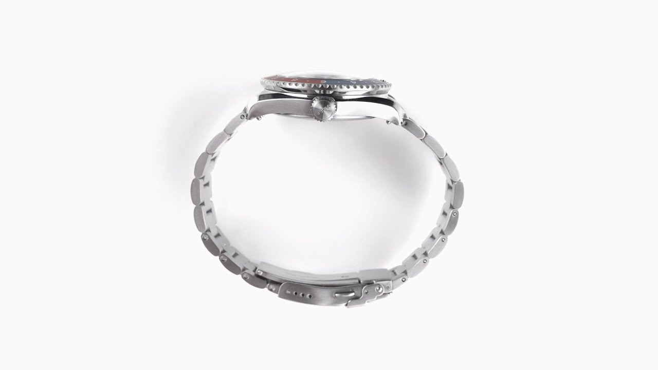 Getting Started: Vaer Standard vs  Premium Steel Bracelets